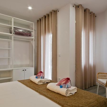 Alcam Badalona Roger Apartment Ngoại thất bức ảnh
